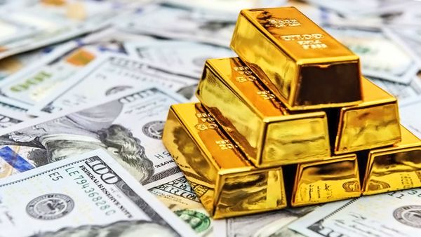 Білл Холтер: золото зміцнилось, а долар під ударом. Білл Холтер: золото зміцнилось, а долар під ударом.